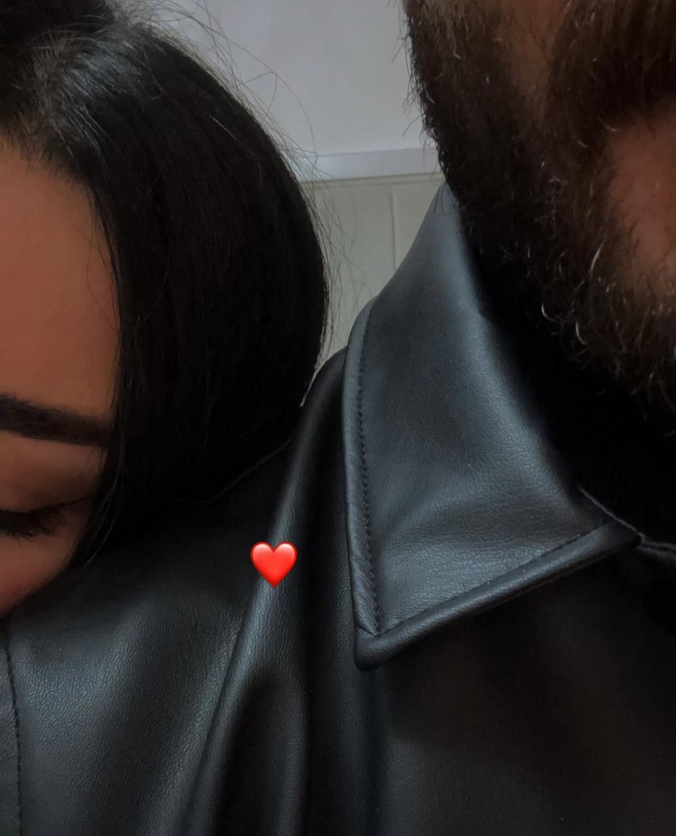 "نص المحبه ونس وباقي المحبه امان."❤️