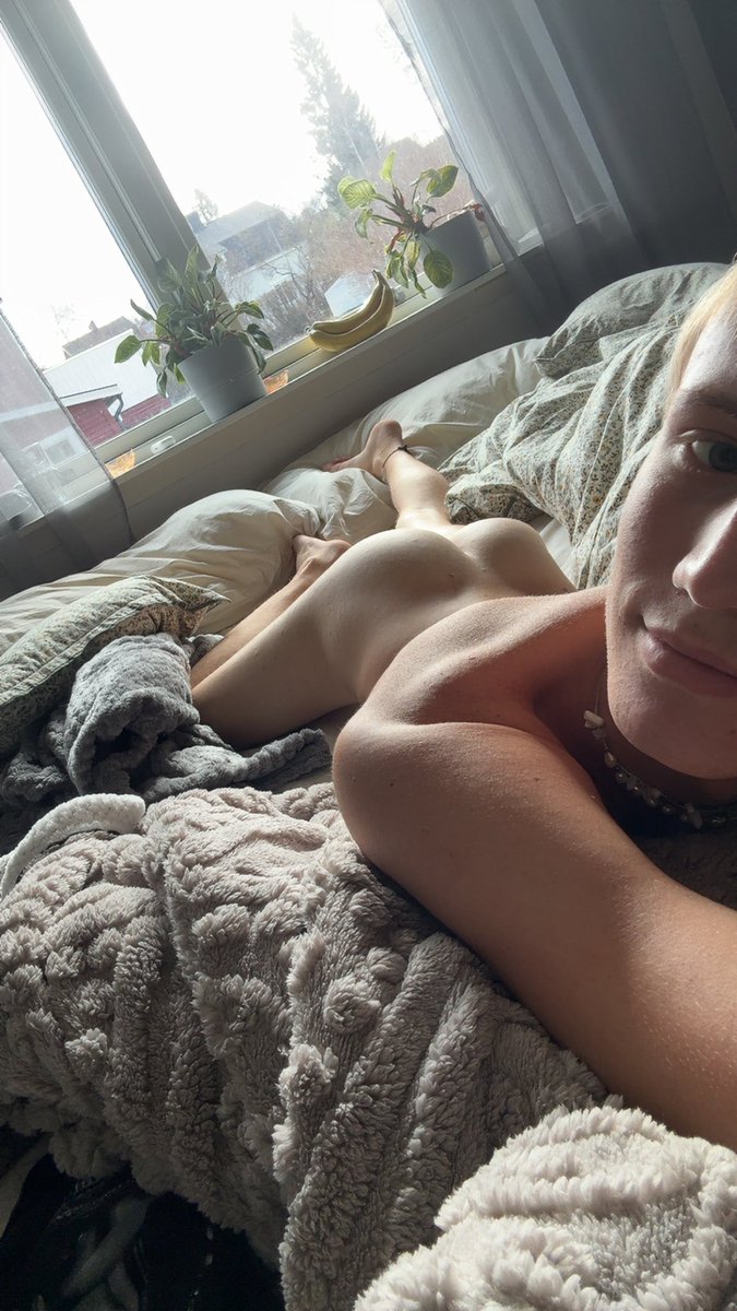 Ass out Wednesday🍑

Who’s with me?👇