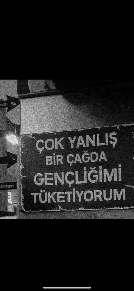 İçimizdeki bu öğretmenlik mesleğini bugün itibariyle söküp aldınız, bizi öğrencilerimizden kopardınız en büyük yazık size olsun. Bir öğretmen nasıl görmezden gelinir bir kere daha gösterdiniz, bir kere daha yazıklar olsun. #MEByazıklarolsun