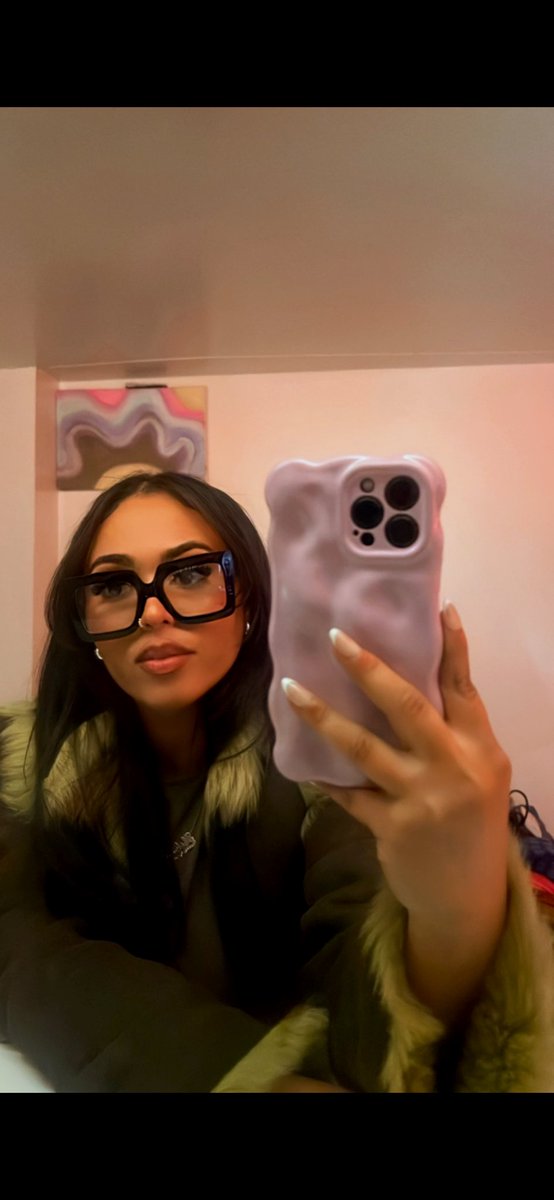 muurdamels_'s tweet image. 