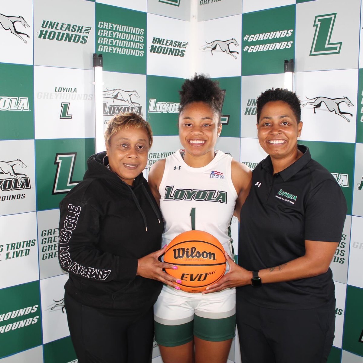 Hannahmoss15 (@hannahmoss151) on Twitter photo Enjoyed my unofficial visit today at Loyola University Maryland <a href="/LoyolaWBB/">Loyola Women's Basketball</a> ! Thank you to the entire staff and team for making me feel welcome. <a href="/ButlerWBBall/">ButlerWBBall</a> <a href="/HubbardCoach/">Team Elite Hubbard</a> Enjoyed my unofficial visit today at Loyola University Maryland <a href="/LoyolaWBB/">Loyola Women's Basketball</a> ! Thank you to the entire staff and team for making me feel welcome. <a href="/ButlerWBBall/">ButlerWBBall</a> <a href="/HubbardCoach/">Team Elite Hubbard</a>
