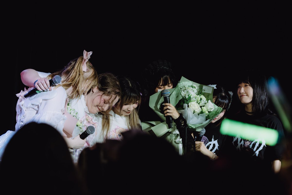 04•13•25 🖤 卒業ライブの日

thank you endlessly. for everything. i hope we'll all meet again soon 🐈‍⬛️❣️