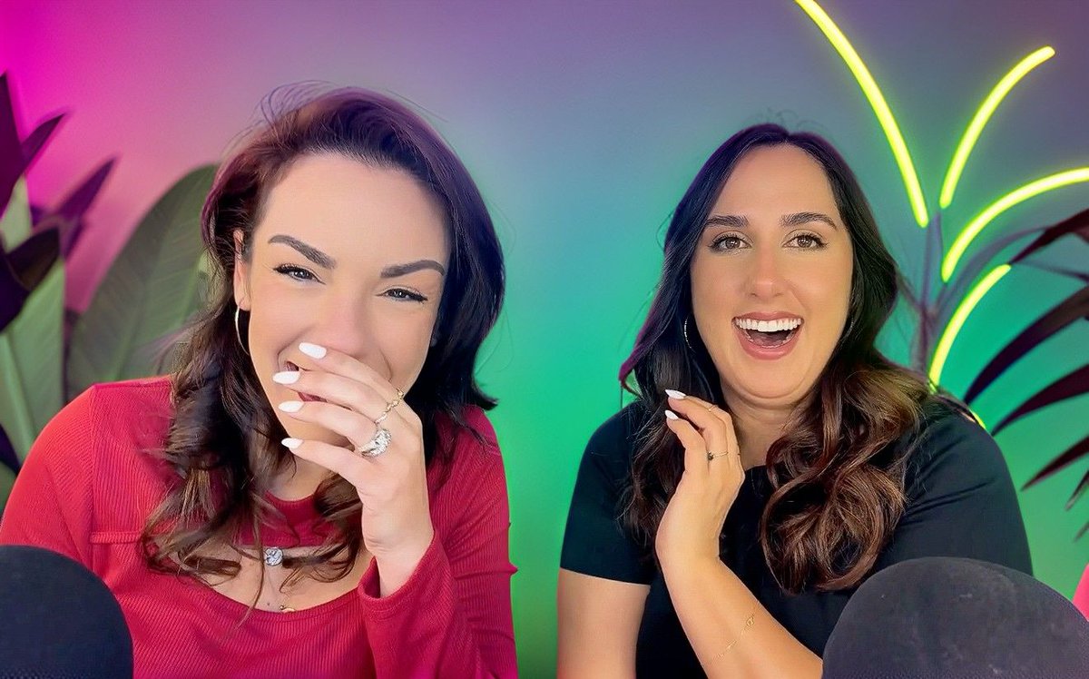 FunnyMedPodcast's tweet image. Good night! 🩸 

You’ve got enough blood vessels in your body to circle the planet twice. 🌍 

So maybe give your heart a break tonight and go the heck to sleep. 

#HeartHealth #CirculatorySystem #FunnyMedicinePodcast