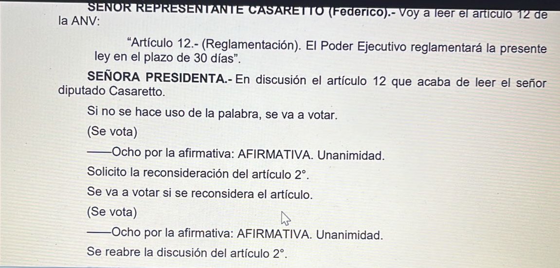 valHRUy's tweet photo. @vascoosss @MarianellaVale8 @CeciliaCairo_Uy Te invito a leer cómo modificó la ley de deudores del Bhu exigiendo tener impuestos al día, dejando a miles de familias por fuera de la ley así tuvieran convenios, empatía cero, moral menos diez https://t.co/sjgxS8RCtU