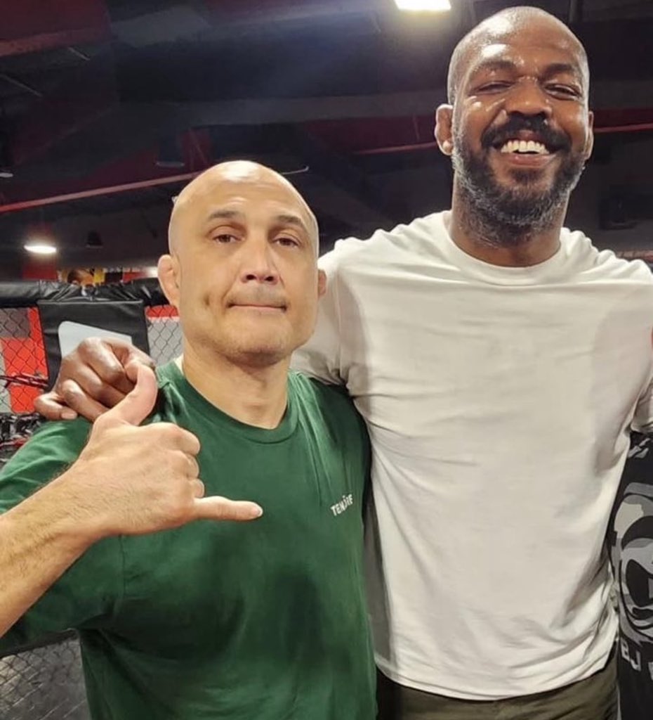 Dovy🔌 tweet media