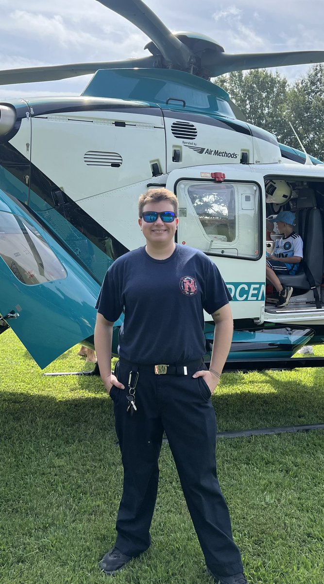 jfridayATC23's tweet image. Happy EMT/Paramedic Appreciation Day to Joseph, Keilani, &amp;amp; Sadie! We would like to give a shoutout and say thank you to our wonderful staff of EMTs who help our Sports Medicine team. We are thankful for your service &amp;amp; efforts in keeping our athletes safe!  #emtlife #thankyou