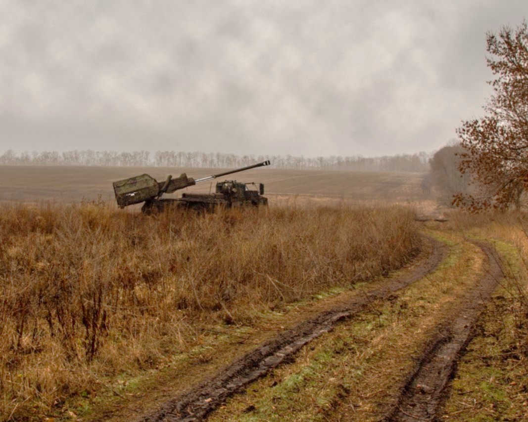 A Swedish-supplied Archer Artillery System in Ukrainian service sits in a field, preparing to send a rapid-fire salvo of 155mm shells at a Russian target. 

Swedish Archers in Ukrainian service have reportedly proven to be incredibly effective counterbattery specialists.