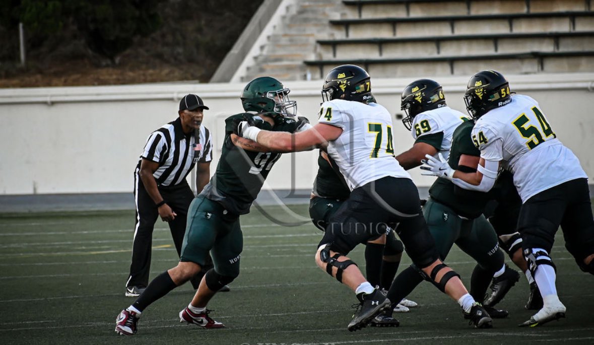 Brodae Sutherland (@brodae5) on Twitter photo JUCO EDGE
6’3 240
Lead team in Sacks and TFL
4 year of eligibility
Ready to compete
<a href="/JUCOFFrenzy/">JUCO Football Frenzy</a> <a href="/CoachJT_ISU/">Coach Jake Thomas</a> <a href="/_Coach_Morris/">Patrick Morris</a> <a href="/CoachTFord/">Thomas Ford Jr</a>
hudl.com/video/3/145435… JUCO EDGE
6’3 240
Lead team in Sacks and TFL
4 year of eligibility
Ready to compete
<a href="/JUCOFFrenzy/">JUCO Football Frenzy</a> <a href="/CoachJT_ISU/">Coach Jake Thomas</a> <a href="/_Coach_Morris/">Patrick Morris</a> <a href="/CoachTFord/">Thomas Ford Jr</a>
hudl.com/video/3/145435…