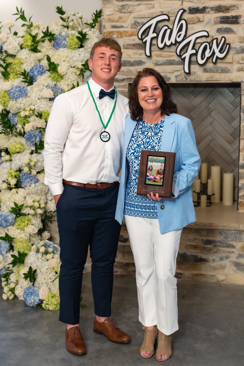 Anne Payne (@annelysepayne) on Twitter photo So honored and proud to be chosen by Harris as his Most Influential Educator! <a href="/harris_bethea/">Harris Bethea</a> <a href="/Coach_Hols/">Greg Holsworth</a> So honored and proud to be chosen by Harris as his Most Influential Educator! <a href="/harris_bethea/">Harris Bethea</a> <a href="/Coach_Hols/">Greg Holsworth</a>