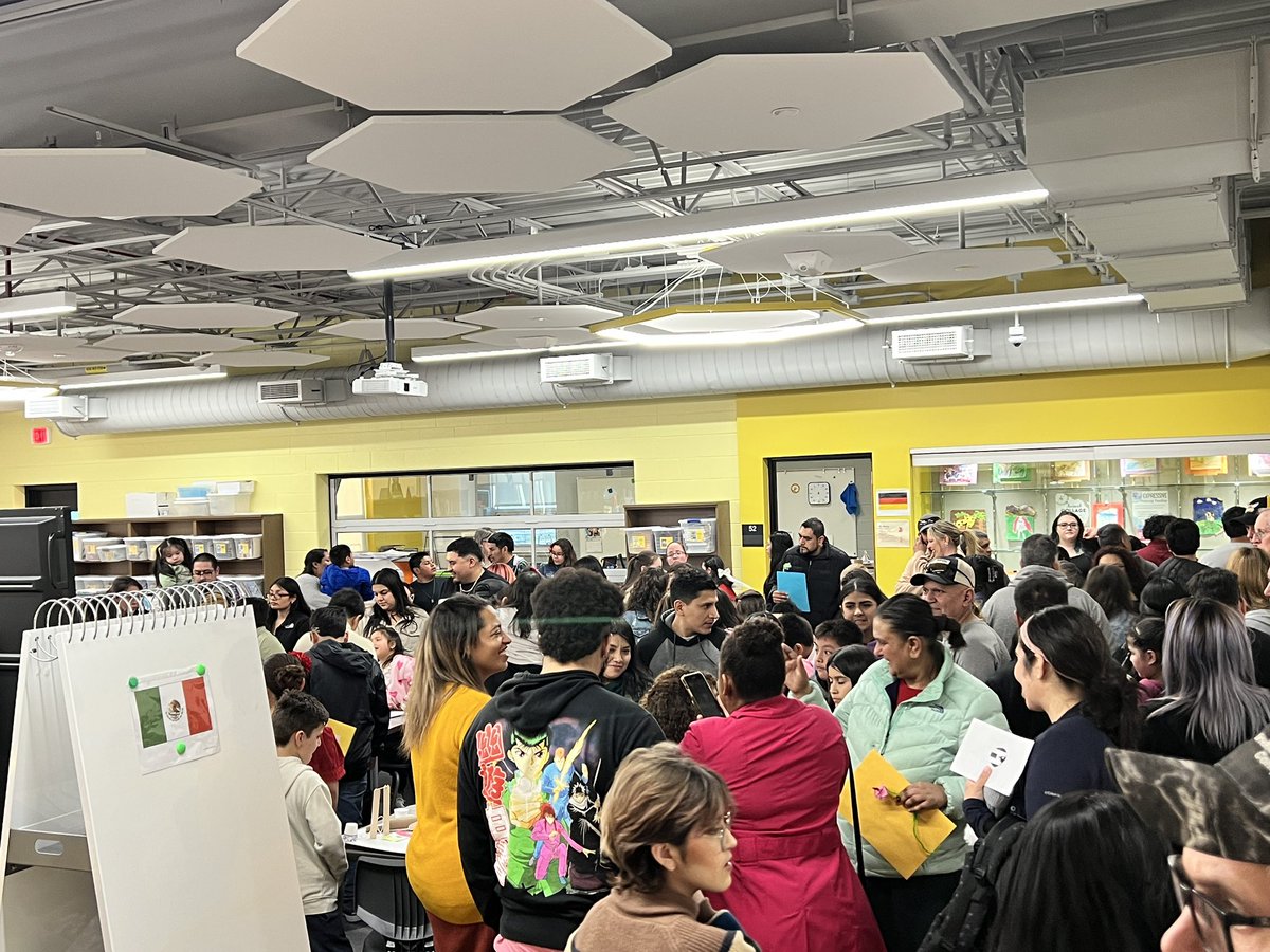 Our <a href="/JeffersonD50/">Jefferson Elementary School</a> 4th graders really put on a show this evening! Students shared music and learning with our Jefferson families! #JeffersonJourney #MusicMakesTheWorldGoRound