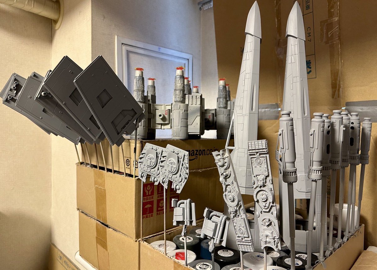 <Production Diary>
I got as far as the primer last night.
#SWCJ #jswma
昨夜はサーフェーサーまでで 。