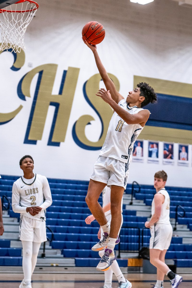 Congratulations to Senior Guard Junior Benitez!
Unanimously voted by players and coaches to receive the '24-'25 Lake Creek Boys Basketball Lion Heart Award.
"Commitment, Unselfishness, Sportsmanship, and does the little things"