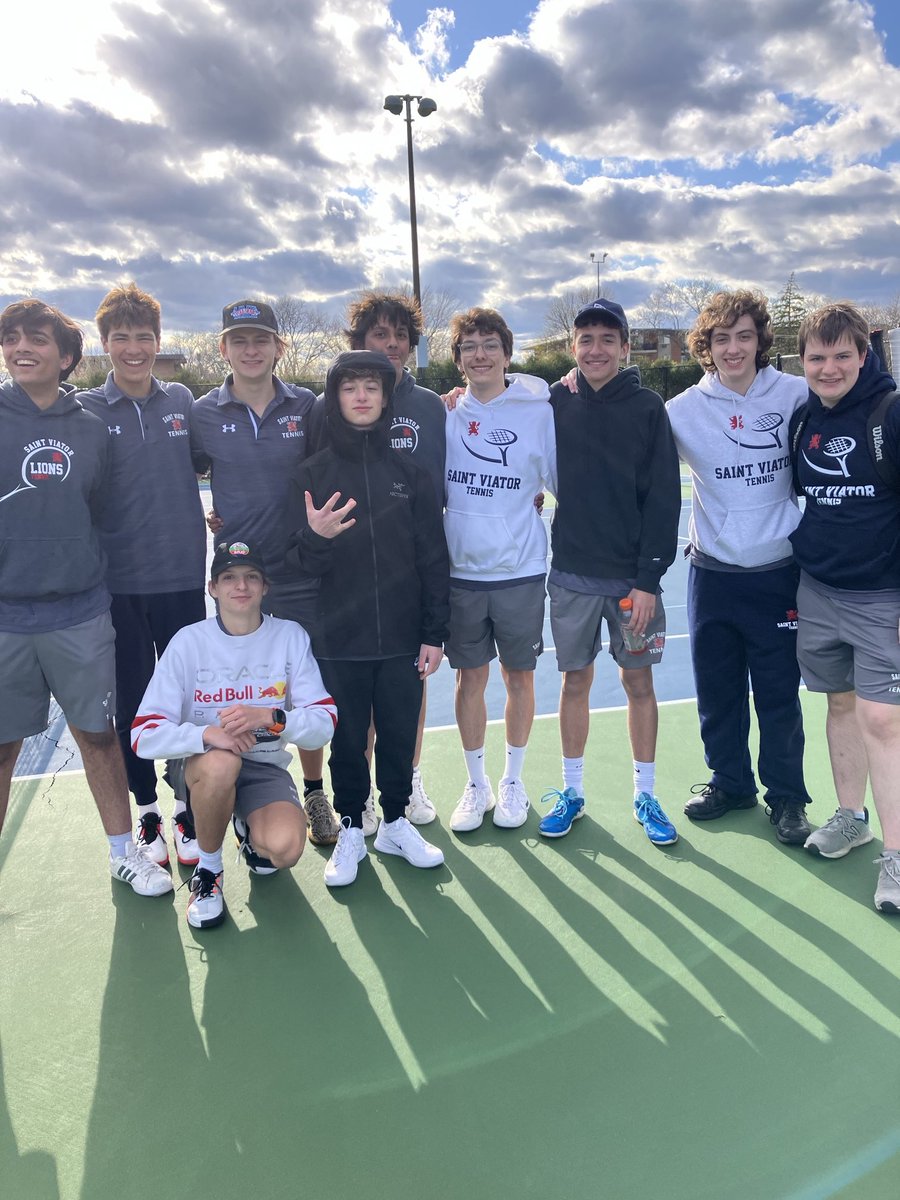 Saint Viator Tennis tweet media