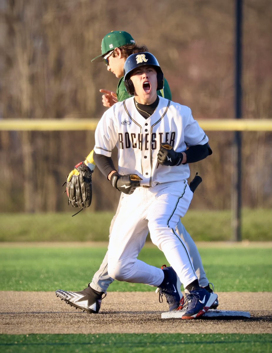 Zebras defeat Plymouth 5-4! Improving to 7-0 on the season. Next game is Thursday at Pioneer. 

#zebrabaseball