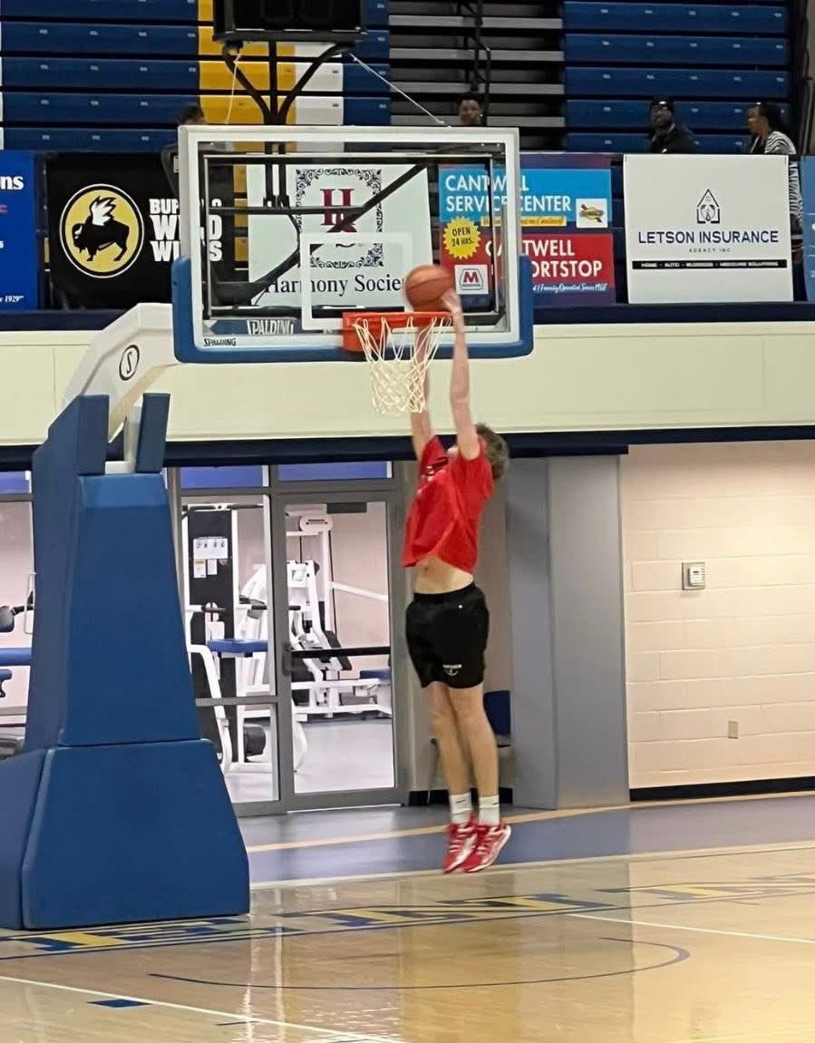 I was able to enjoy a great visit and play against some good players today at Vincennes!