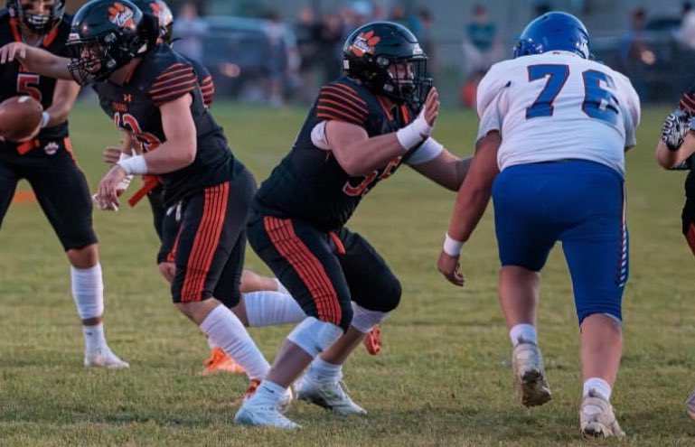 Casen Toner 5’11” 220lbs C/DT Class of 2028 Freshman Varsity Highlights youtu.be/JtPi0inAuMg?si… via <a href="/YouTube/">YouTube</a>