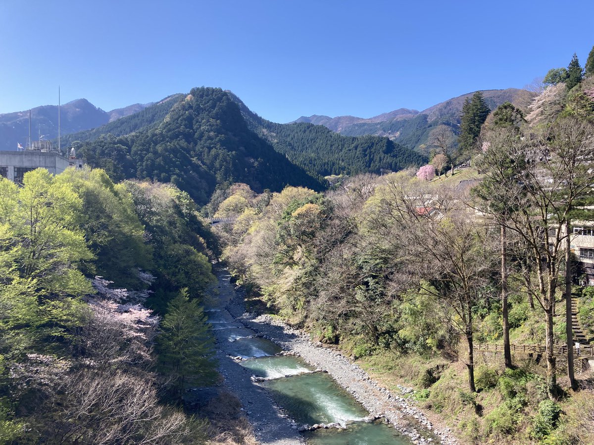やすらぎの郷…奥多摩😉part③
上段：奥多摩駅
下段：北氷川橋