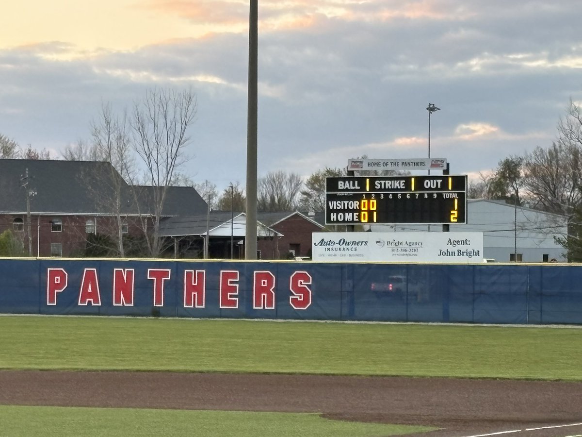 PanthersJCHS's tweet photo. The Panthers win 2-1 in the bottom of the 12th inning against Silver Creek on a walk off sacrifice fly by Cooper Lane! ⚾️ https://t.co/L2d24pGsh2