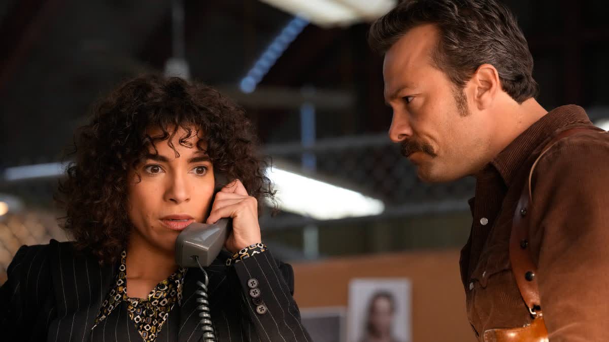 If you think #NCISOrigins is just another, skippable procedural, think again. This is a show telling great, compelling character stories, week after week. Our latest review: fangirlish.me/3Ej6qYm