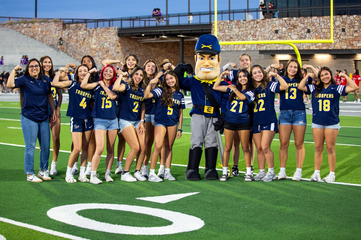 The energy? Unmatched. The jerseys? 🔥 The moment? ICONIC. Here’s a peek at the fun from the Girls Flag Football Jersey Reveal! #THEDISTRICTofChampions