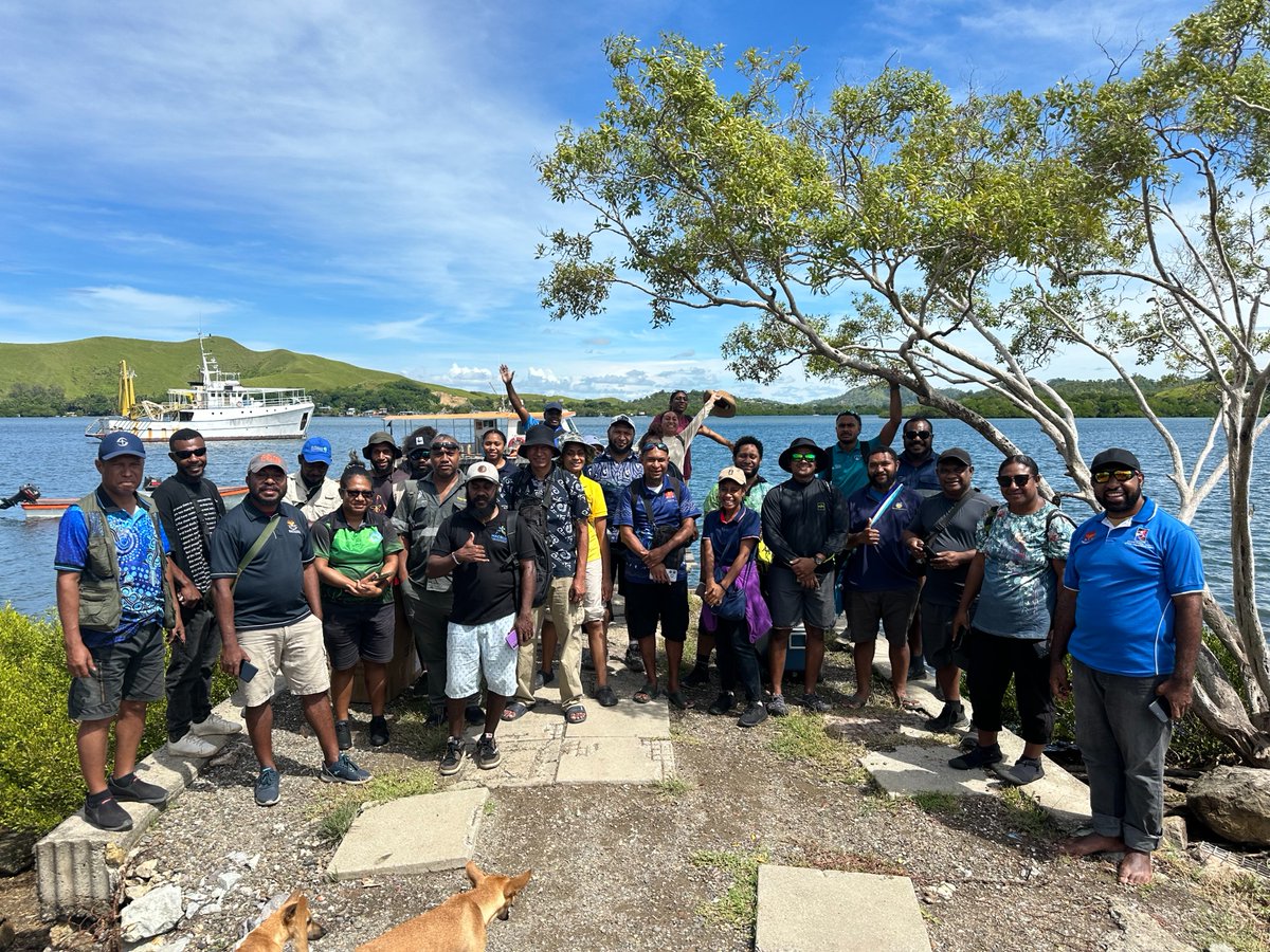 Seagrass &amp; mangroves are protecting PNG’s coasts.
Now, 28 national experts have been trained in satellite data and open-source tools to monitor them through SPC's Digital Earth Pacific for the #MACBLUE project. 
🔗 : bit.ly/4jeMQvz
<a href="/gizpacific/">GIZ Pacific</a> <a href="/SprepChannel/">SPREP</a> #DEPacific