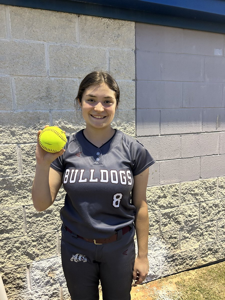Heights Bulldog Softball (@softballheights) on Twitter photo Heights 18
Sam Houston 0
Bulldogs get the win to clinch a third straight district championship. Good pitching by <a href="/SMPaniagua22/">SaraPaniagua22</a> & Jessica Borrego, lots of hits up & down the lineup, & a 💣 by <a href="/_kendall_david/">Kendall David</a>!! #ThisIsHeightsSoftball #Threepeat Heights 18
Sam Houston 0
Bulldogs get the win to clinch a third straight district championship. Good pitching by <a href="/SMPaniagua22/">SaraPaniagua22</a> & Jessica Borrego, lots of hits up & down the lineup, & a 💣 by <a href="/_kendall_david/">Kendall David</a>!! #ThisIsHeightsSoftball #Threepeat