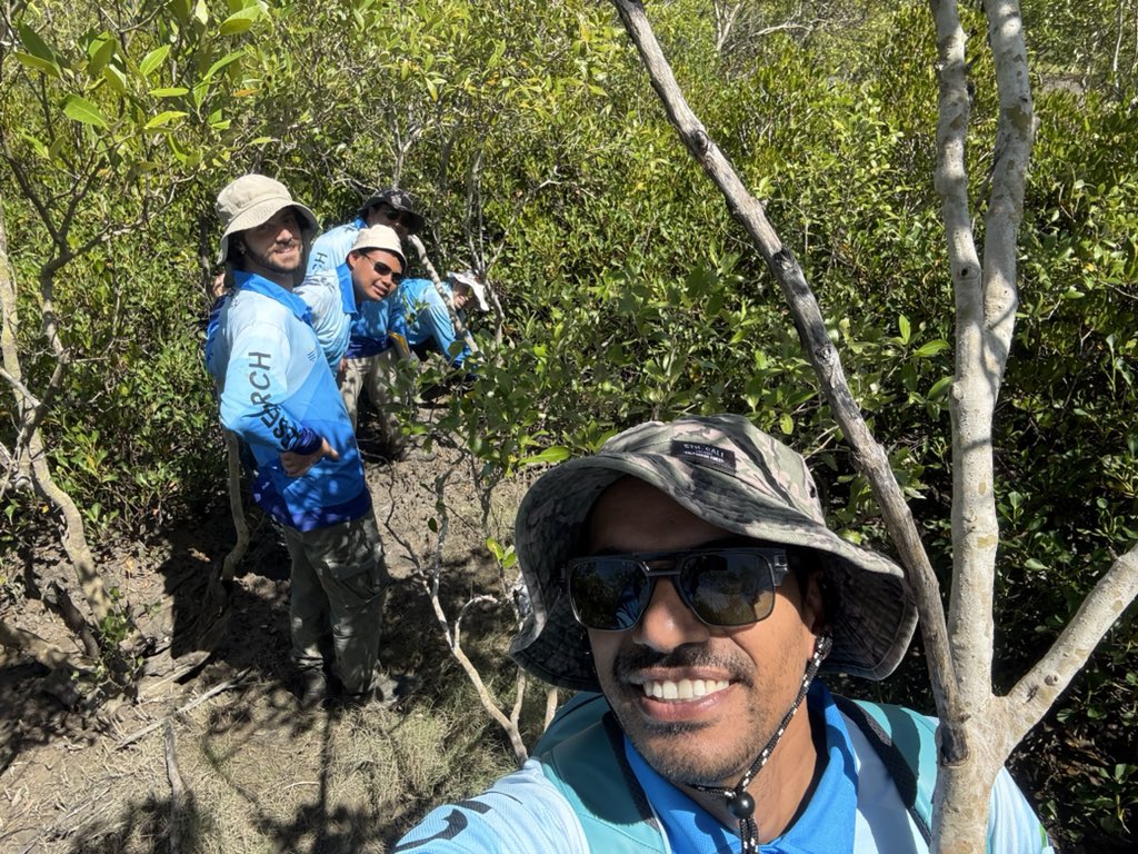 Dr. Amrit Kumar Mishra (@coastal_ecoy) on Twitter photo Field work in mangroves and saltmarsh <a href="/TSVCouncil/">Townsville City Council</a> <a href="/WalthamNathan/">A/Prof Nathan Waltham</a> <a href="/sdsasmito/">Sigit Sasmito</a> <a href="/jcu/">James Cook Uni</a> <a href="/TropWATER/">TropWATER</a> Field work in mangroves and saltmarsh <a href="/TSVCouncil/">Townsville City Council</a> <a href="/WalthamNathan/">A/Prof Nathan Waltham</a> <a href="/sdsasmito/">Sigit Sasmito</a> <a href="/jcu/">James Cook Uni</a> <a href="/TropWATER/">TropWATER</a>