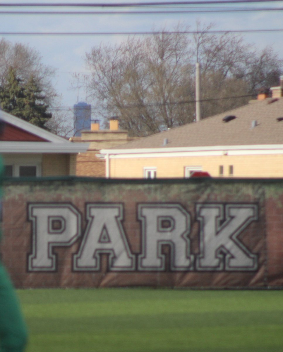 On a clear day in Evergreen Park.