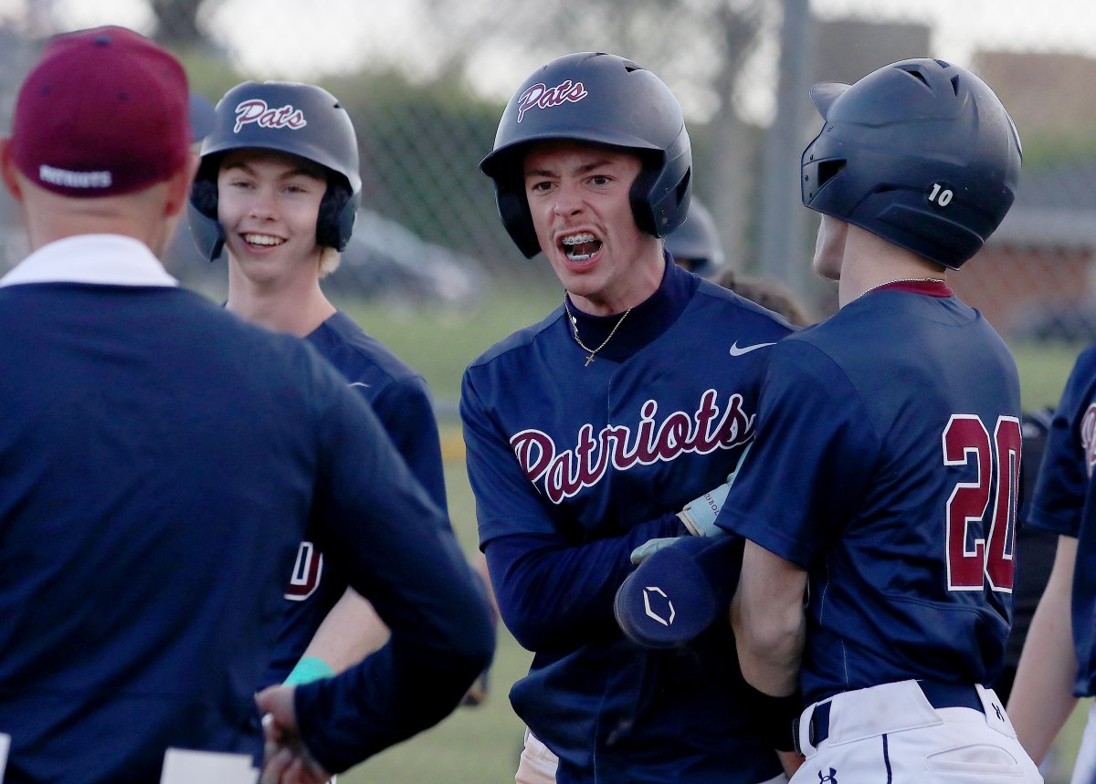 HIGH SCHOOL BASEBALL
Final from RKY ...
Model Laboratory 2, Berea Community 1

Michael Gorbett - CGW, 6H, 1 R, 10 Ks; 1-for-3, RBI
Dylan Zerbee - 2 BB, scored winning run in 7th
Sai Bhula - 1-for-3

Blake King - 2-for-3, R
Campbell, Slone and Parke - 1 hit each