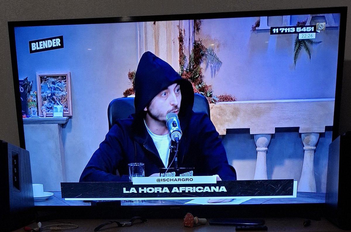 serringui's tweet image. Muy buena la conferencia de prensa de Eminem