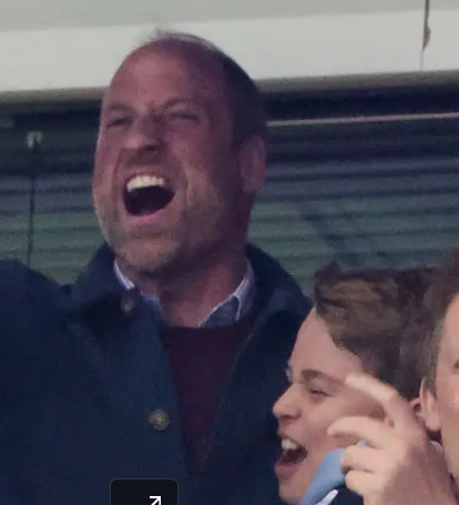 nomoremonarchs's tweet photo. 🚁⚽️🚁 Helicopter parent! 

For the second time in a week, 'prince' William flew with his older son to see Aston Villa play PSG in the Champions League. 

Last week: Paris by private jet 
This week: Birmingham by private helicopter 

We pay him too much! 

#AVFPSG #WorkshyWilly https://t.co/TetoOnpbr8