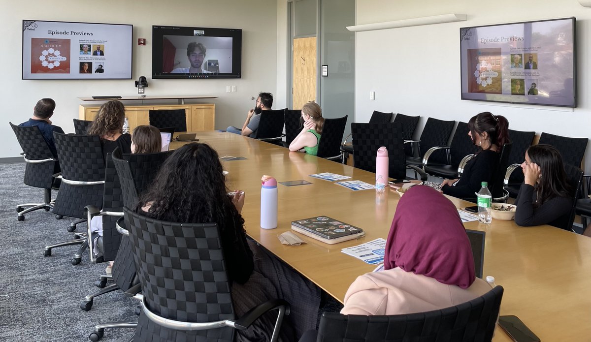 INSITE_Mideast's tweet photo. Yesterday it was an honor to celebrate the CMEIS 2024-25 Career Pathways Initiative inaugural fellows! It was inspiring to hear directly from our students about their projects and experiences. Huge thanks to our incredible fellows and everyone who joined the discussion! https://t.co/iXfFpWYNge