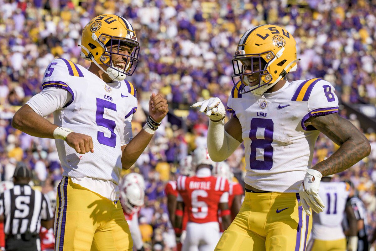 Daverin “Deuce” Geralds II (@deucegeralds) on Twitter photo Excited to be back in my hometown Baton rouge tomorrow!! <a href="/LSUfootball/">LSU Football</a> <a href="/BobbyBarham_LSU/">Bobby Barham</a> <a href="/CollinsHillFB/">Collins Hill Eagles Football</a> <a href="/SwickONE8/">Drew Swick</a> <a href="/CoachBeck56/">CORY BECK 🦅🏈</a> <a href="/FrankWilson28/">Frank Wilson</a> Excited to be back in my hometown Baton rouge tomorrow!! <a href="/LSUfootball/">LSU Football</a> <a href="/BobbyBarham_LSU/">Bobby Barham</a> <a href="/CollinsHillFB/">Collins Hill Eagles Football</a> <a href="/SwickONE8/">Drew Swick</a> <a href="/CoachBeck56/">CORY BECK 🦅🏈</a> <a href="/FrankWilson28/">Frank Wilson</a>