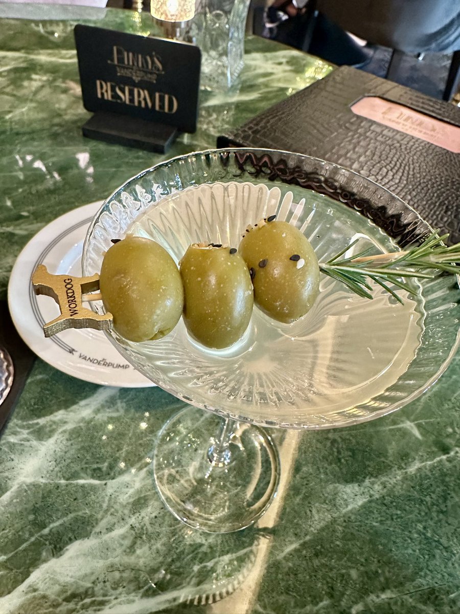 Ian_A_MacDonald's tweet image. So anyways . . . #Pinkys #Vanderpump = Very happy wife.