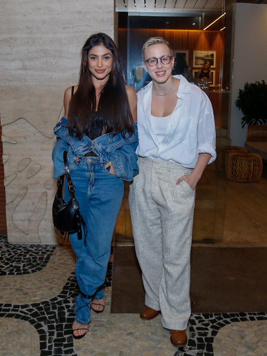 Estão muito felizes ❤️🙏
E isso ninguém tira ☺️