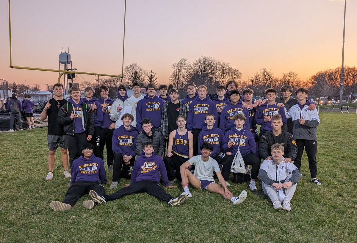 SEV relays champs! Great effort by the boys tonight.