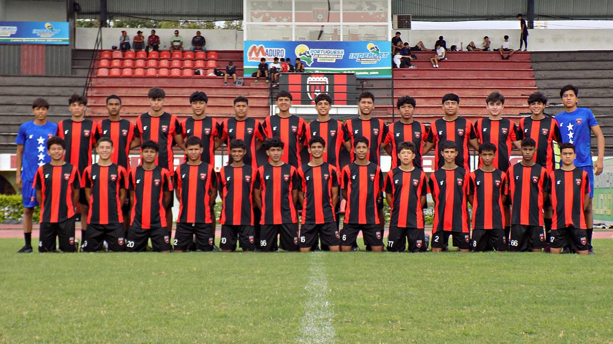 Conoce a nuestros Lanceros del Bloque Bajo que defenderán la camiseta rojinegra en la @ligafutvejunior 2025

📸 1 #Sub15
📸 2 #Sub16
📸 3 #Sub17

#LigaFutveJunior⚽️🇻🇪 
#SoyRojinegro 
#soccer 
<a href="/Portuguesa_FC/">Portuguesa FC</a>