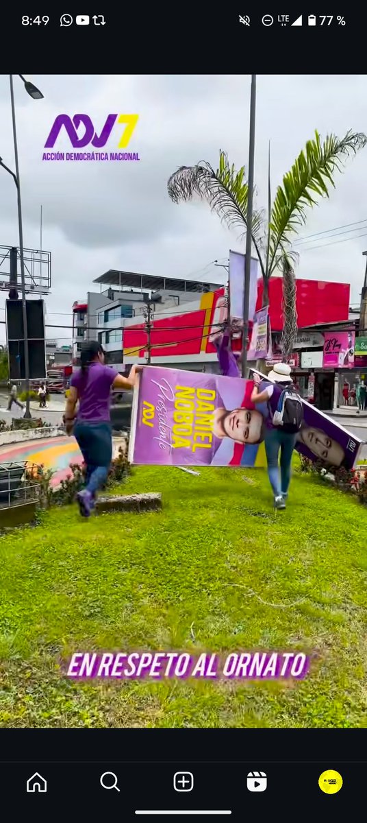 ElDatoEcua's tweet photo. #Urgente En varias ciudades han comenzado a retirar la publicidad de las calles del presidente Daniel Noboa para reciclarla y convertirla en bolsos. https://t.co/HwLchmmSCc