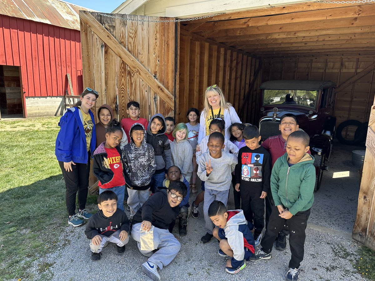 PeggyEverist tweet media