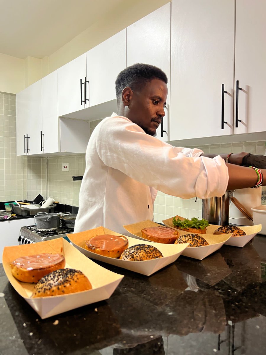 edikomunga's tweet photo. If you are in Nairobi and you need a private chef for game nights,Birthday parties House warming parties hit me up 0708699747 https://t.co/xSCqVCL72S