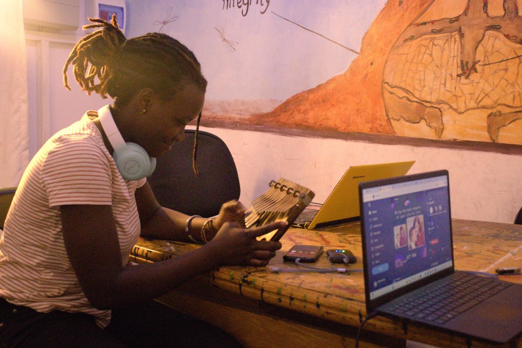 As the African proverb says, "Until the lion learns to write, every story will glorify the hunter."We are empowering young women and youth to become the storytellers, cultural hackers and memory keepers of their own narratives.' 
#art4communities