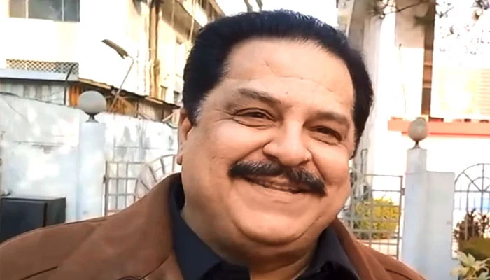 khurram143's tweet photo. ’’واپڈا میں جنرل کیوں ہوتا ہے‘‘، یہ پوچھنا بُرا لگ گیا، رات کو میرے گائوں کے میٹر اُکھاڑ دیئے گئے، ٹرانسفارمر بھی لے گئے، ہم پاکستان کے وفادار ہیں، بے شک میرے گھر کو گرا کر ویڈیو بھجوا دیں، ثنا اللہ خان مستی خیل https://t.co/uEALSSz9QP