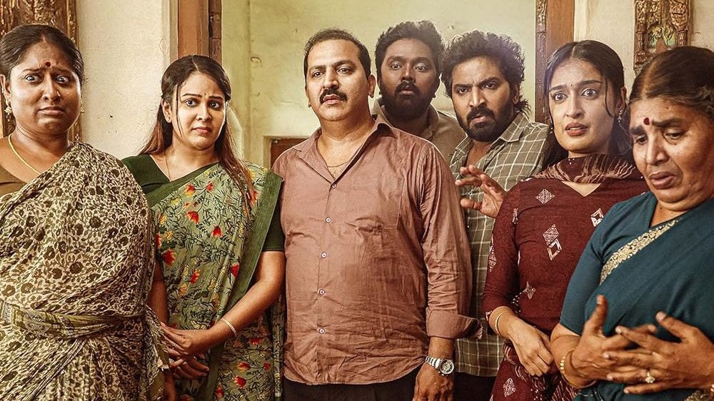Thilacraj's tweet image. #Perusu -⭐⭐⭐.5/5
Laughter riot. @actor_vaibhav, Munishkanth, @Bala_actor did a wonderful job. Every counter landed well. Purely adult comedy movie so watch it at your own risk. A perfect weekend watch. Watch it with your gang. It&apos;ll be much fun. @ilango_ram15 - Fresh &amp;amp; Fun. 💥