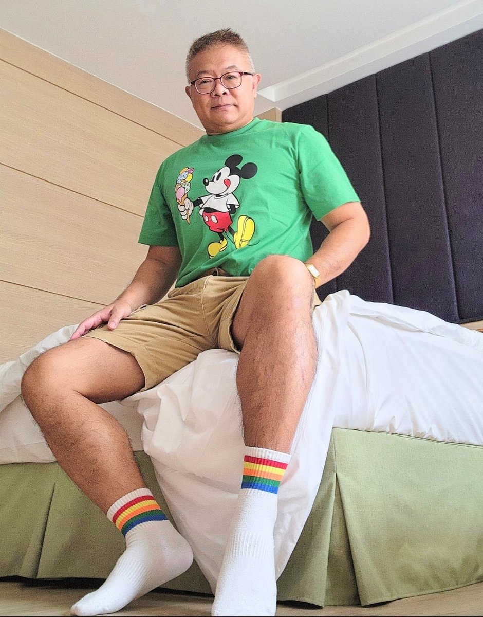 db_uncle's tweet photo. 我最受不了拿格言來數落別人的人，很多格言都是自以為是的文人編出來的譬如：同性向斥、天下無不是的父母、數典忘祖、一分耕耘一分收穫。同性不一定相斥，父母是人，的確也會犯錯，而現在已經是地球村，各族群融合、移民，三代前的祖��是誰已經不可考，耕耘不一定有收穫，有天災來擾亂，讓你血本無歸。 https://t.co/Zygq5GyHEw