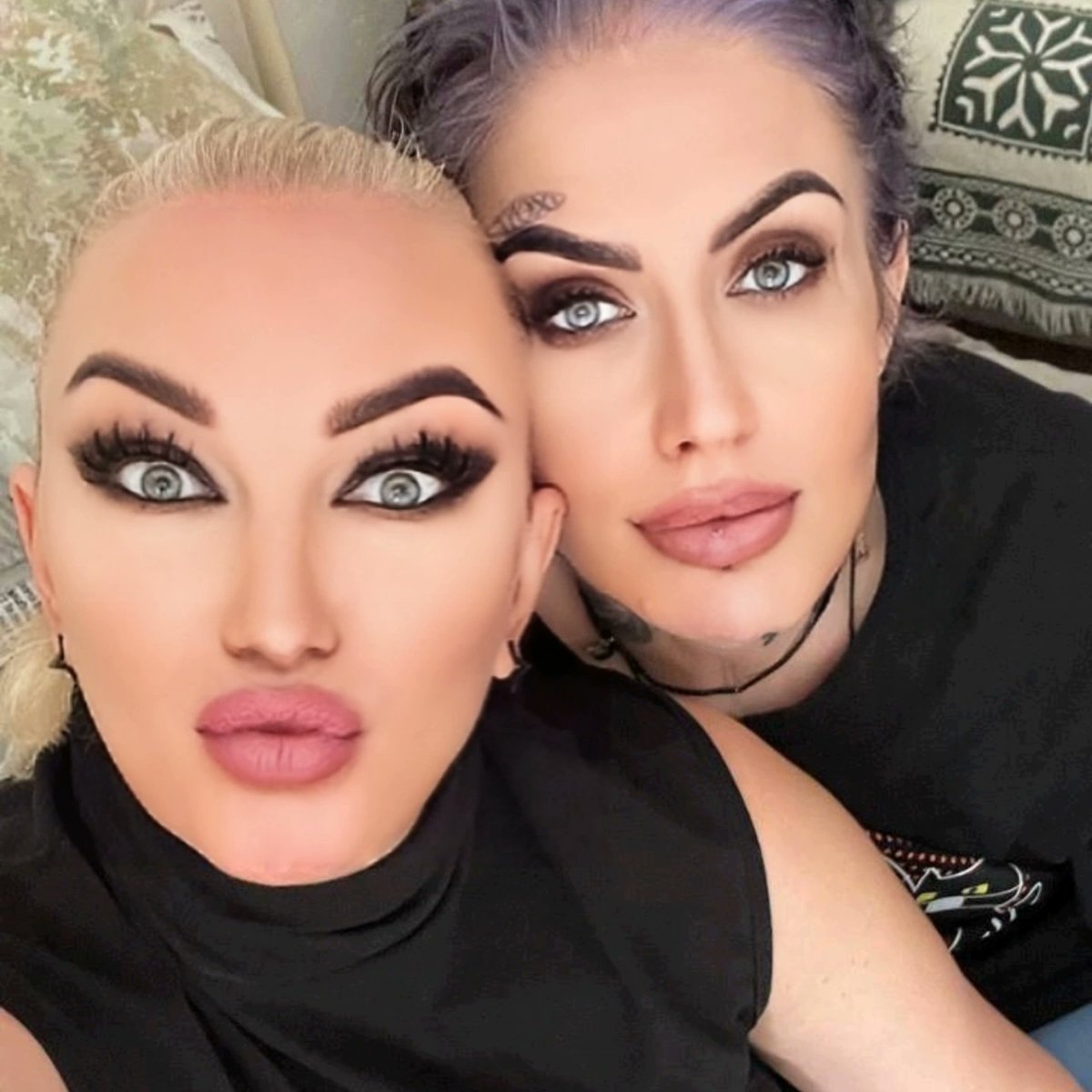 AmazonOlga's tweet image. Got some comparisons videos for sale. Amazon Beatrix and I💕