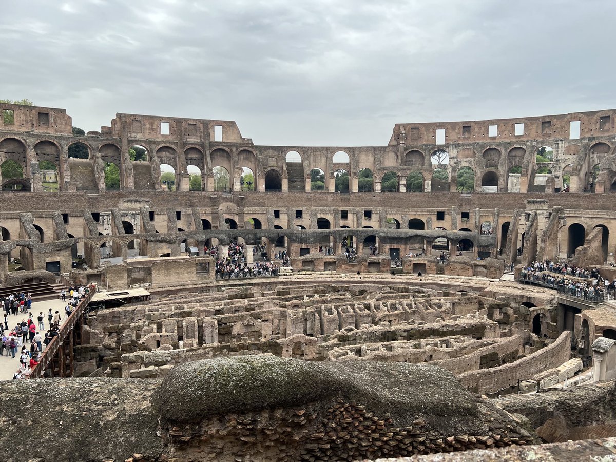 ScienceTech's tweet image. Day II in Rome: We received a guided tour of Rome with an expert local guide. Our students visited the Colosseum and the Roman Forum.