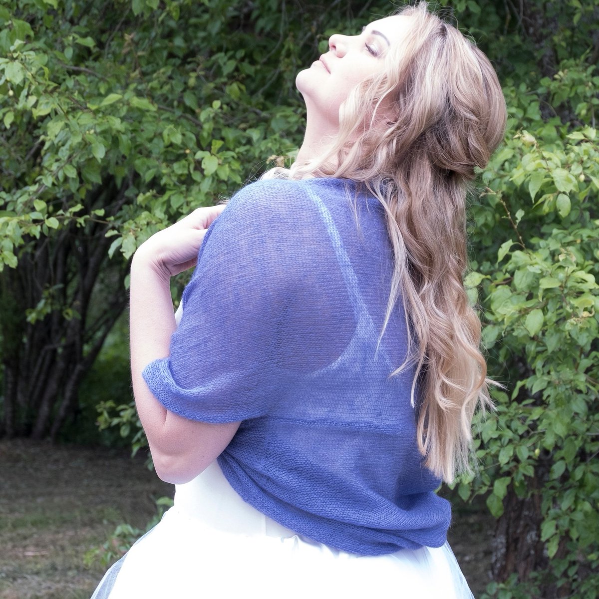 #Bridal #Wrap #Wedding #bolero #Mohair #Shrug #knitted #BoleroBridal #handmade #Cape #WeddingJacket #CoverUp #Women #vest 

etsy.me/3rbxgL8