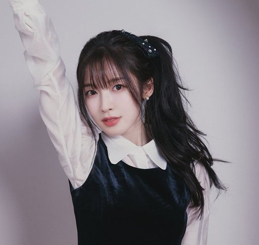 hannieday🐣 (@yewonesday) on Twitter photo Fits somehow similar, similar hairstyle... 10 years apart. sksks Arin, you never get old!
#ARIN #OHMYGIRL #아린 #오마이걸 <a href="/8_OHMYGIRL/">OHMYGIRL_official</a> Fits somehow similar, similar hairstyle... 10 years apart. sksks Arin, you never get old!
#ARIN #OHMYGIRL #아린 #오마이걸 <a href="/8_OHMYGIRL/">OHMYGIRL_official</a>