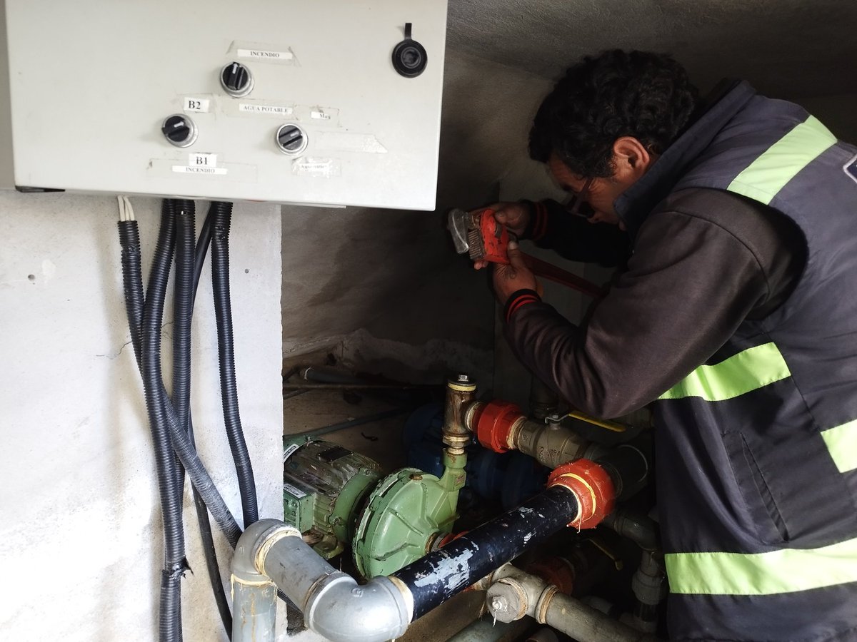 Tecnitelec's tweet photo. Sistema de Bomba #bombas #GUAYAQUIL @EPMQuitoTurismo @qtgc https://t.co/CztVi6kB97
