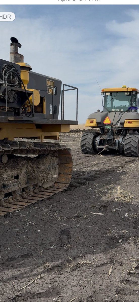 JasonFrick3's tweet photo. @Diversified_Ag There’s a reason it’s hooked to the yellow one, Joey! 😎 https://t.co/1KyA3d3NzQ